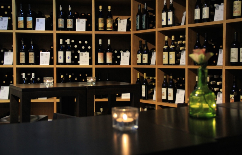 magasin-LE BOURGUET-min_wine_vinorama_wine_bottle_cellar_red_wine_wines_storage_wine_rack-1077047